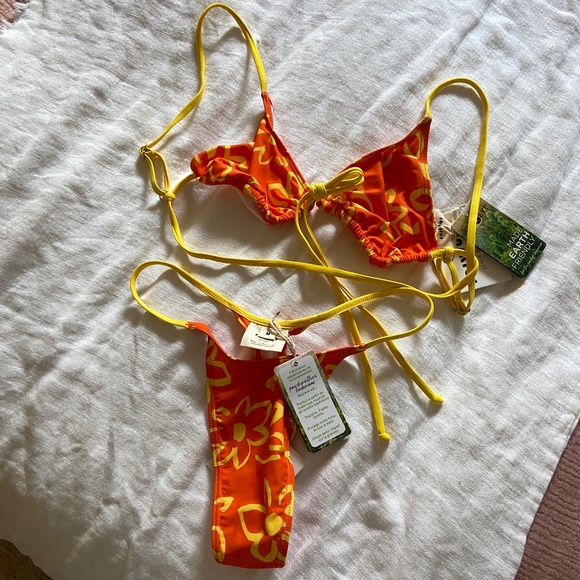 NWT Snrklbr Swim Bikini in Malibu Orange Medium Top and Bottom - Picture 1 of 6